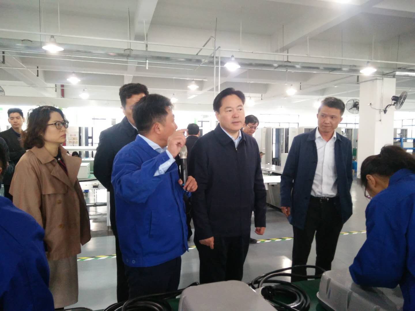无锡市常委、江阴市委书记陈金虎一行领导来我司参观考察